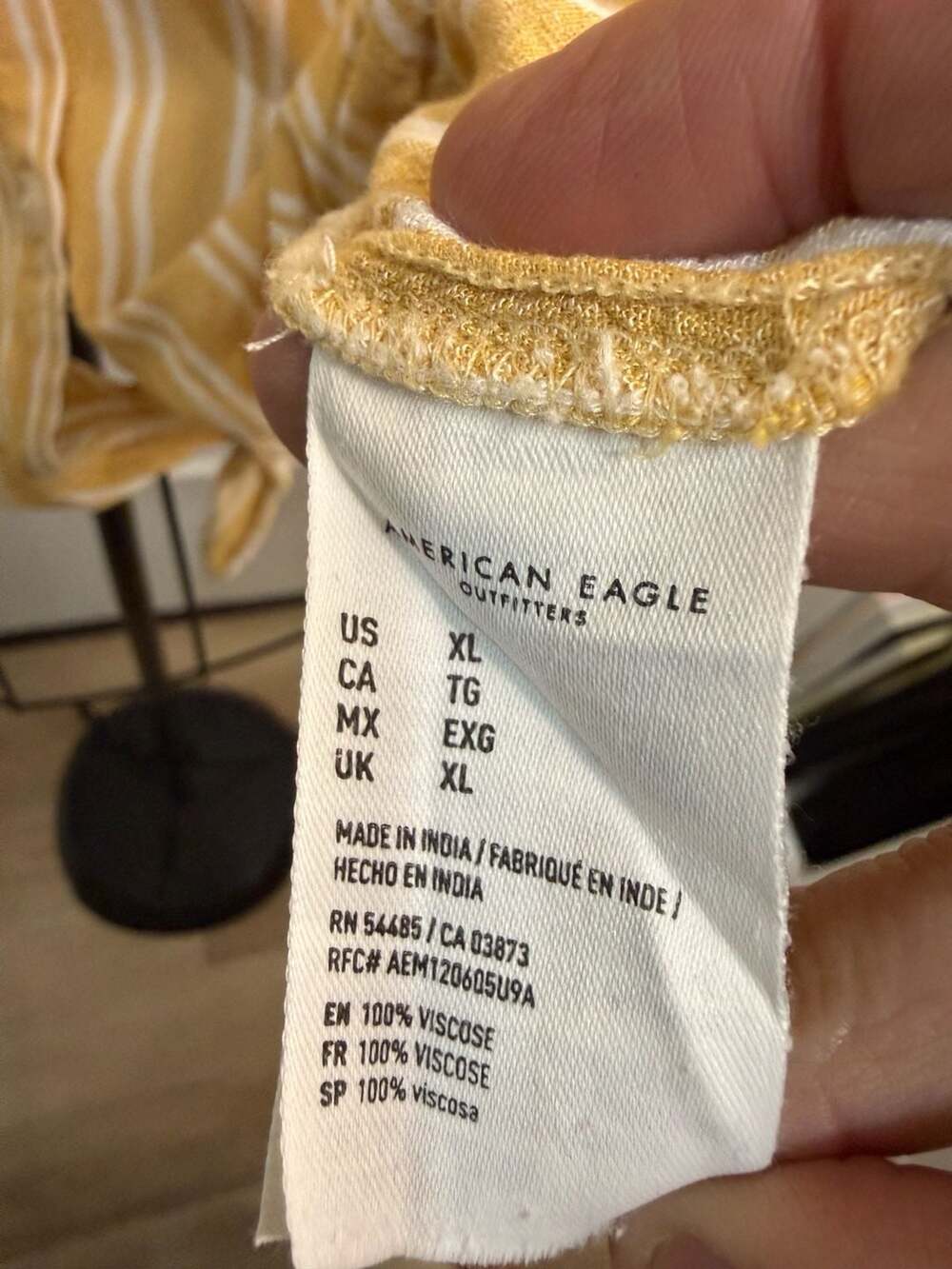 American Eagle Yellow Striped Tie-Front Button Down Shirt Size XL - Picture 5 of 5
